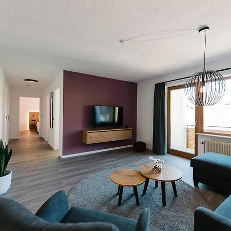 Moderne 3 Zi.-fewo Blackforest Art Naehe Freiburg