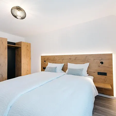 Moderne 3 Zi.-fewo Blackforest Art Naehe Freiburg Simonswald