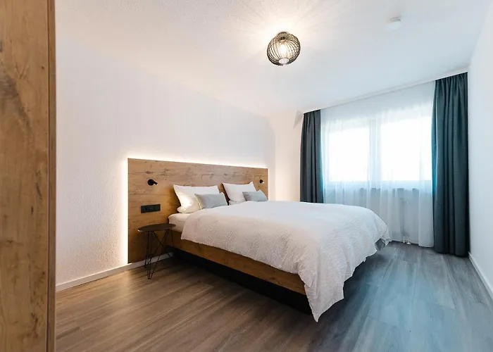 Moderne 3 Zi.-fewo Blackforest Art Naehe Freiburg *